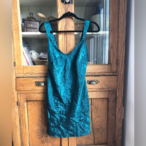 Vintage Fleura de Nuit Dress - Picture 2 of 5